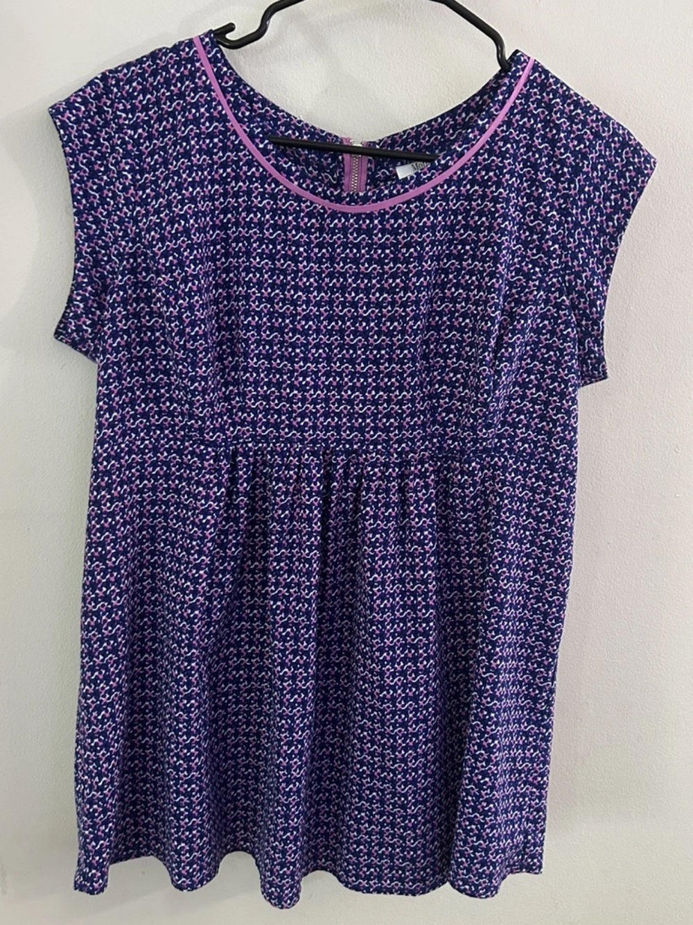 Motherhood Maternity Size Medium Career Blouse Blue with Pink Print Back Zipper